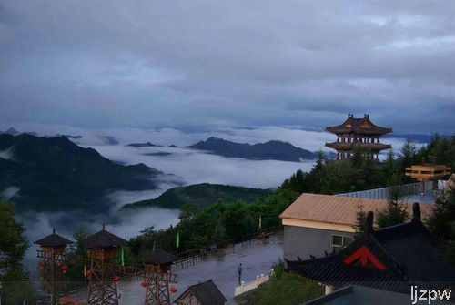 抱犊寨旅游(探秘中国最美古村落的绝美之旅)